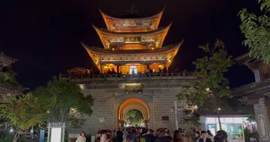 2023云南记实：2023-11-16 大理古城夜色