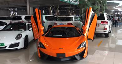 北京花乡二手豪车　编导：卢颖