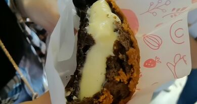 食宝街——北京网红小吃一条街　编导：成婷婷