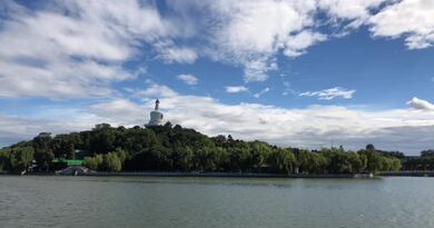 北海探早　编导：卢颖