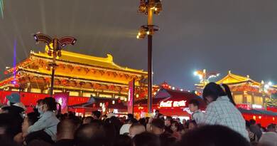 五一假期的大唐不夜城 编导:吴建芬