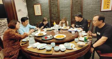 幸福快乐一家人 编导:吴建芬