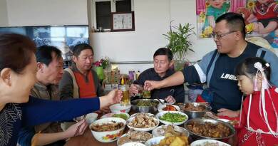 团团圆圆过大年 编导：郭昕炜