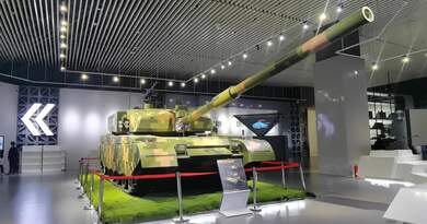 参观军博 感受祖国强大 编导：成婷婷